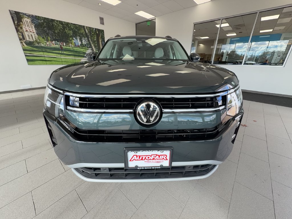 New 2027 Volkswagen Atlas SE w/Technology SUV