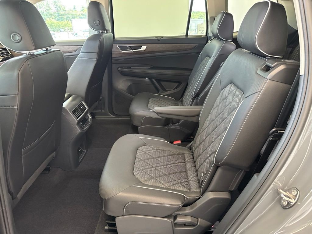 2026 Volkswagen Atlas SEL Premium R-Line - Photo 15