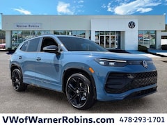 2026 Volkswagen Tiguan SE R-Line Black SUV
