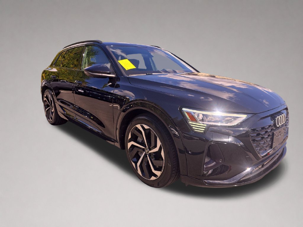2024 Audi Q8 e-tron