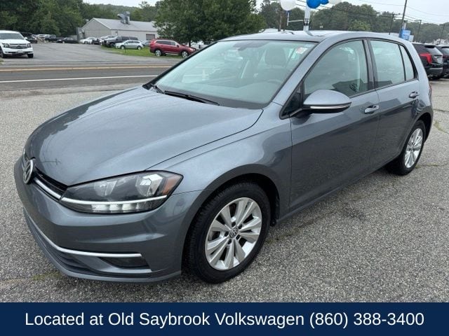 2018 Volkswagen Golf SE