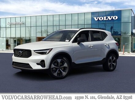 2026 Volvo XC40 B5 Plus SUV