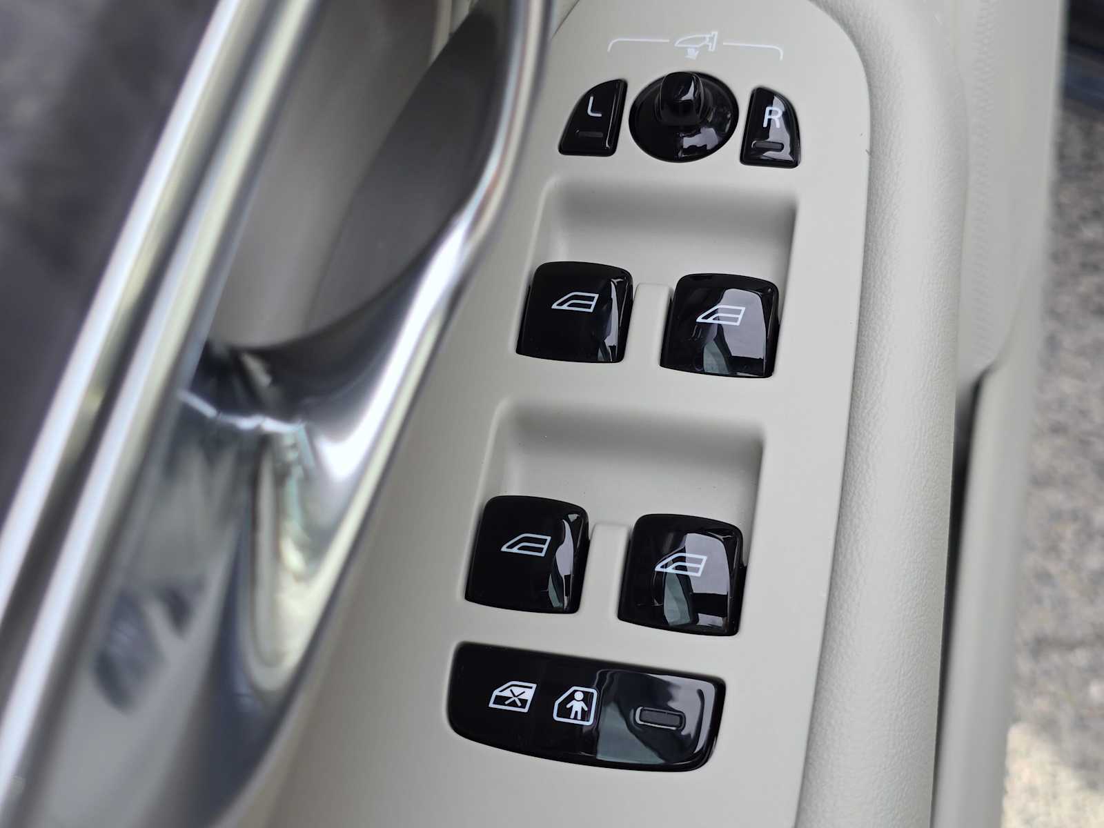 2026 Volvo XC90 Ultra - Photo 22