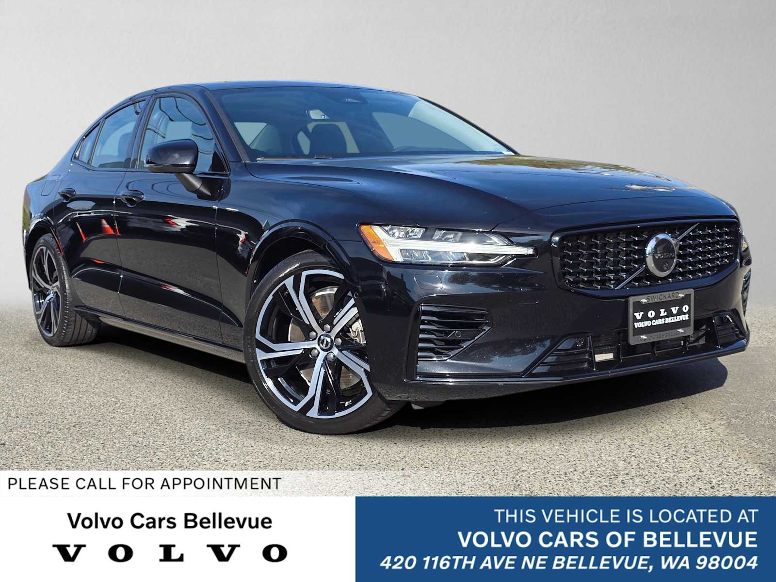 2023 Volvo S60 Recharge Plug-In Hybrid