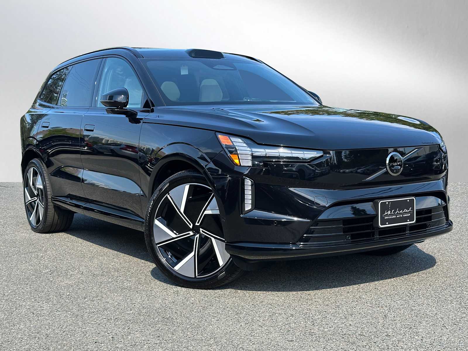 2025 Volvo EX90