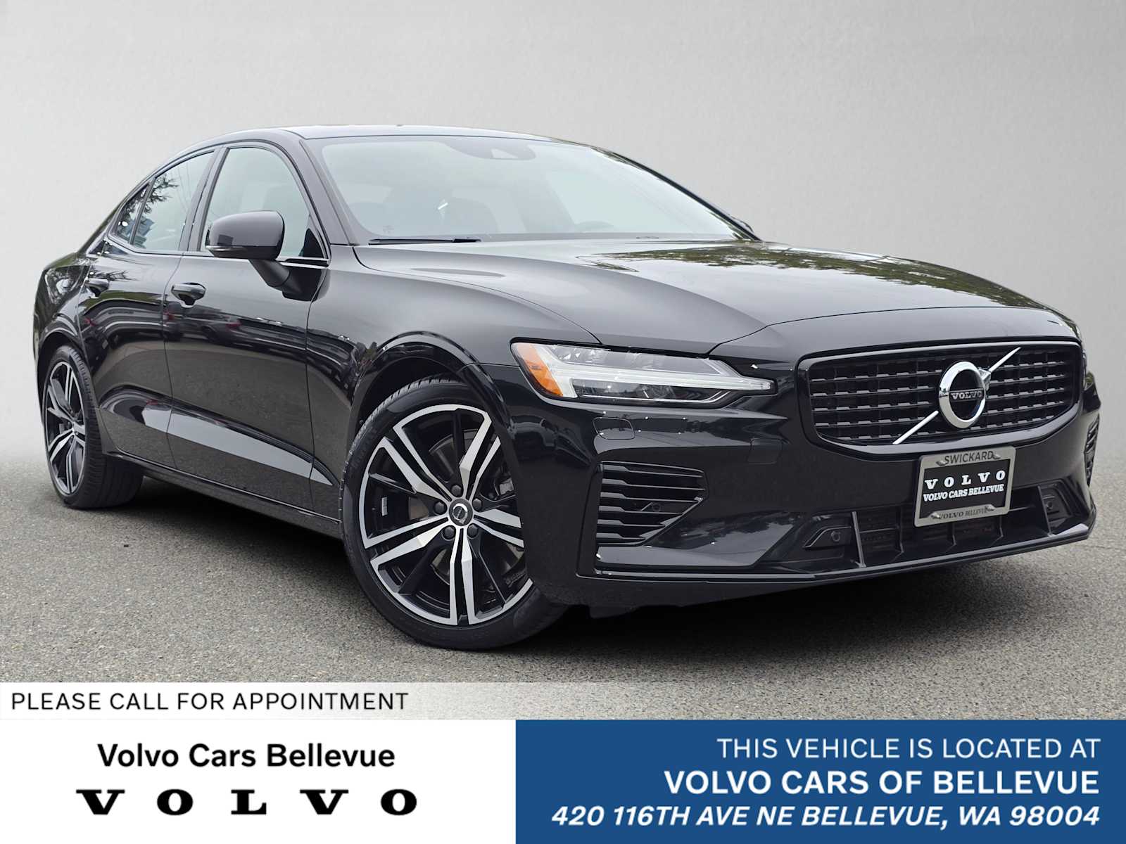 2022 Volvo S60 Recharge Plug-In Hybrid