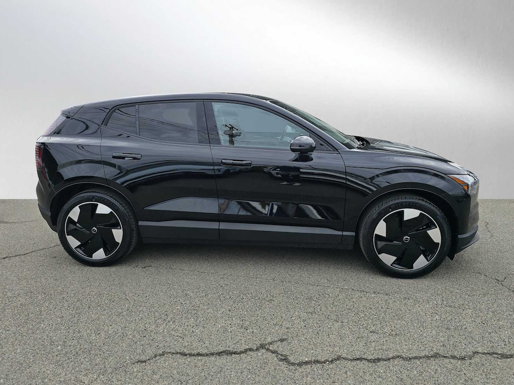 New 2026 Volvo EX30 Twin Motor Plus SUV