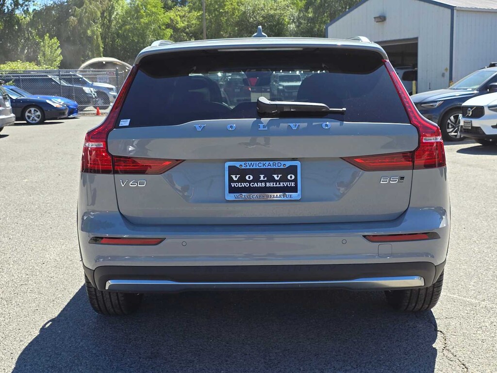 New 2026 Volvo V60 Cross Country B5 Ultra Wagon