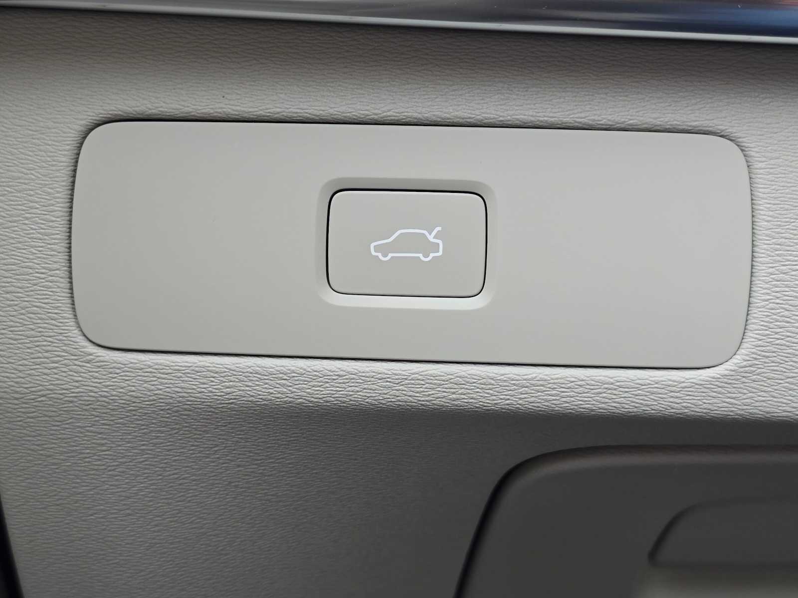 2026 Volvo XC90 Ultra - Photo 34