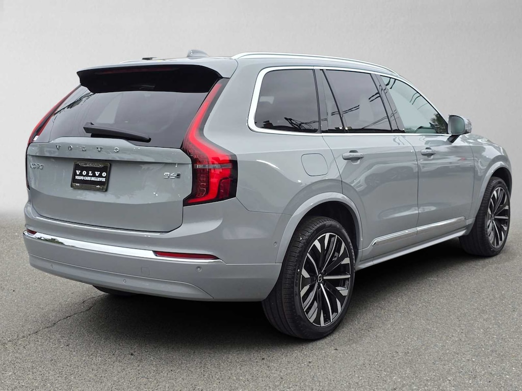 New 2026 Volvo XC90 B6 Plus 7-Seater SUV
