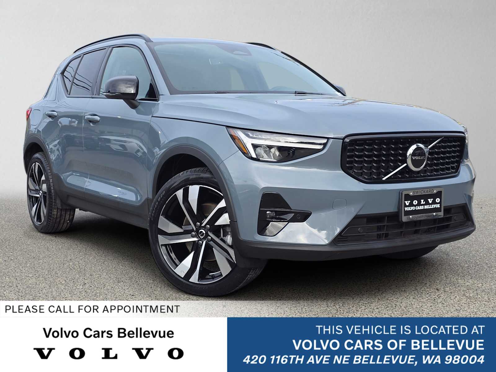 2023 Volvo XC40