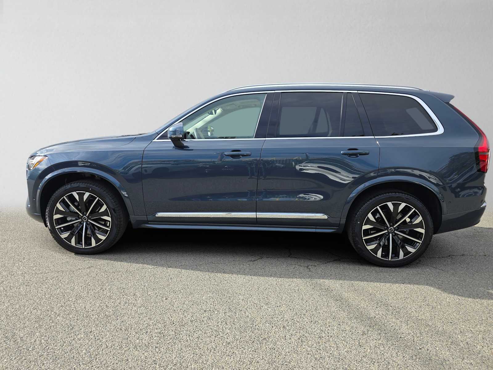 2026 Volvo XC90 Ultra - Photo 6