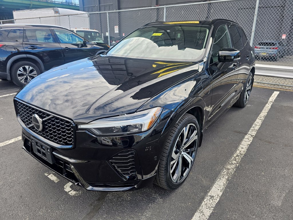 2024 Volvo XC60 Recharge Plug-In Hybrid