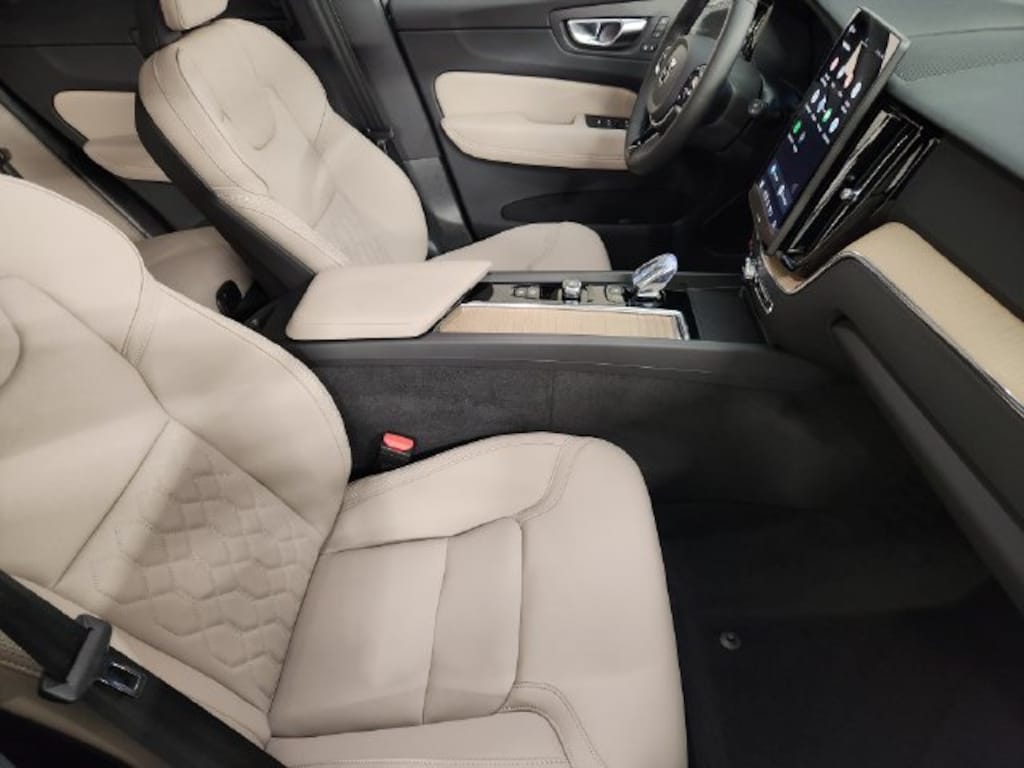 New 2027 Volvo XC60 Plus SUV