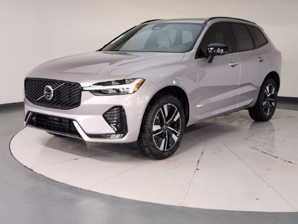 New 2026 Volvo XC60 B5 Plus SUV
