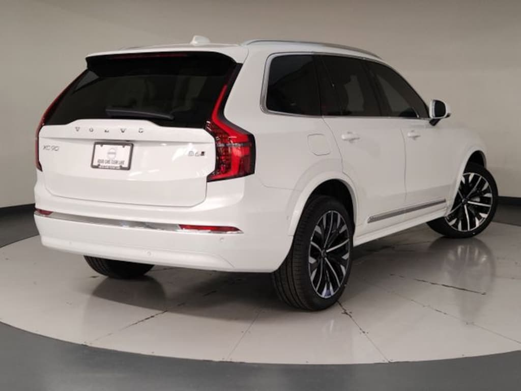 New 2026 Volvo XC90 B6 Ultra 7-Seater SUV