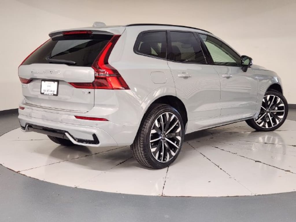 New 2027 Volvo XC60 B5 Ultra SUV