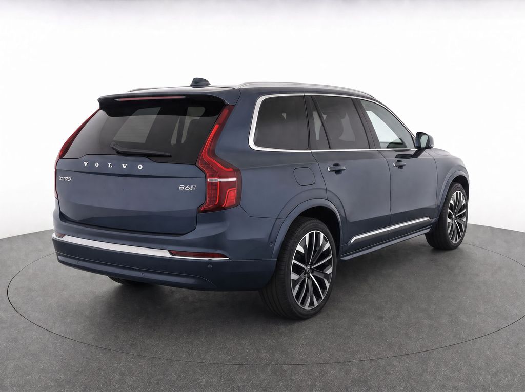 2026 Volvo XC90 Plus - Photo 4
