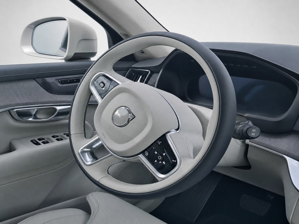 2026 Volvo XC90 Ultra - Photo 18