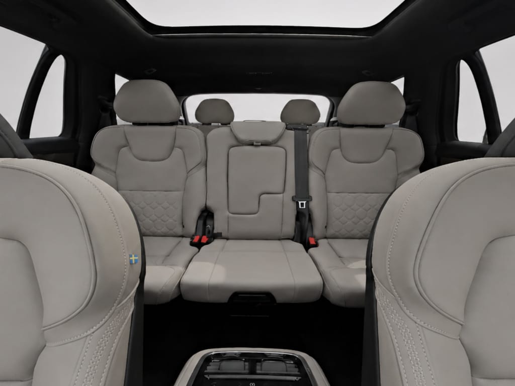 2026 Volvo XC90 Plus - Photo 17