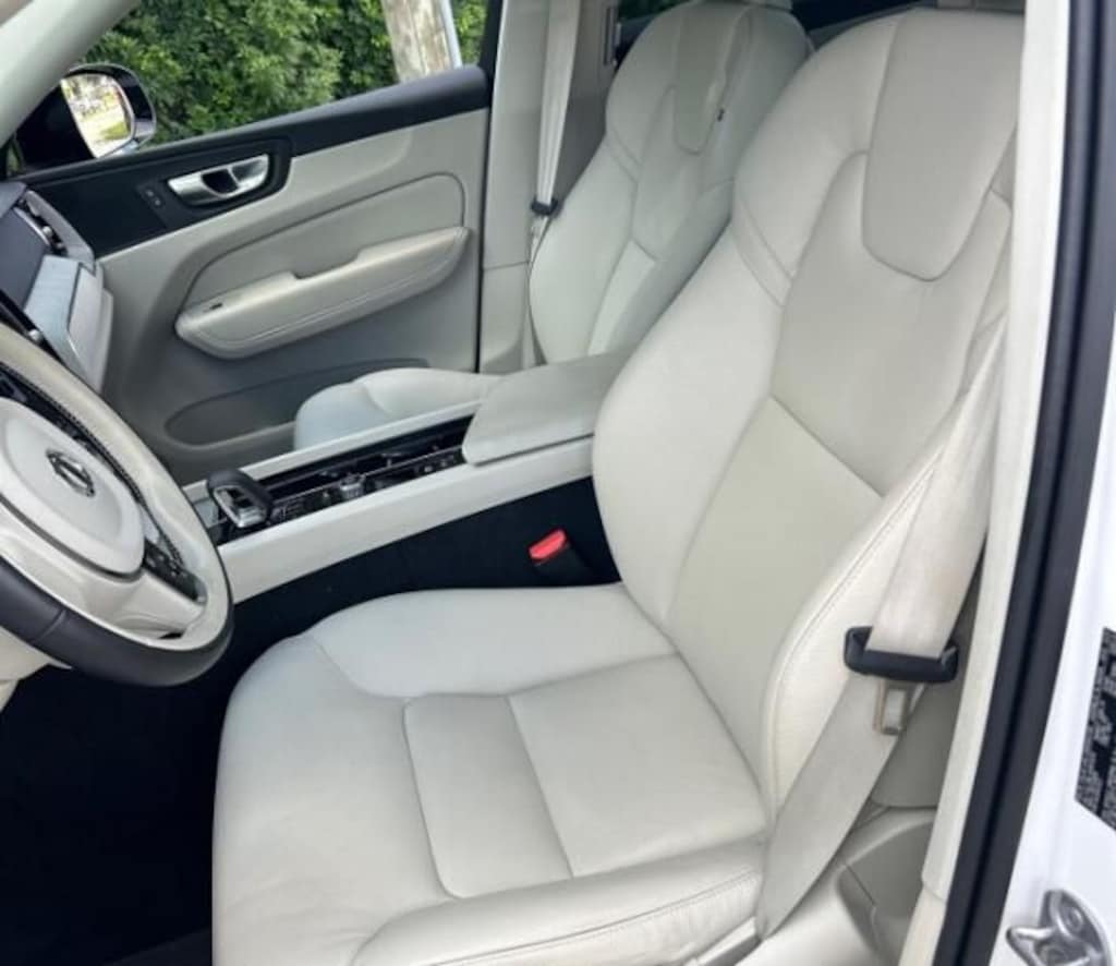 Used 2024 Volvo XC60 B5 Plus Dark SUV