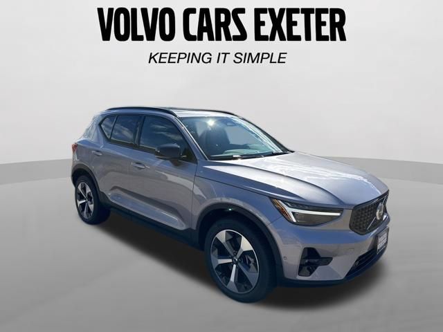 2026 Volvo XC40