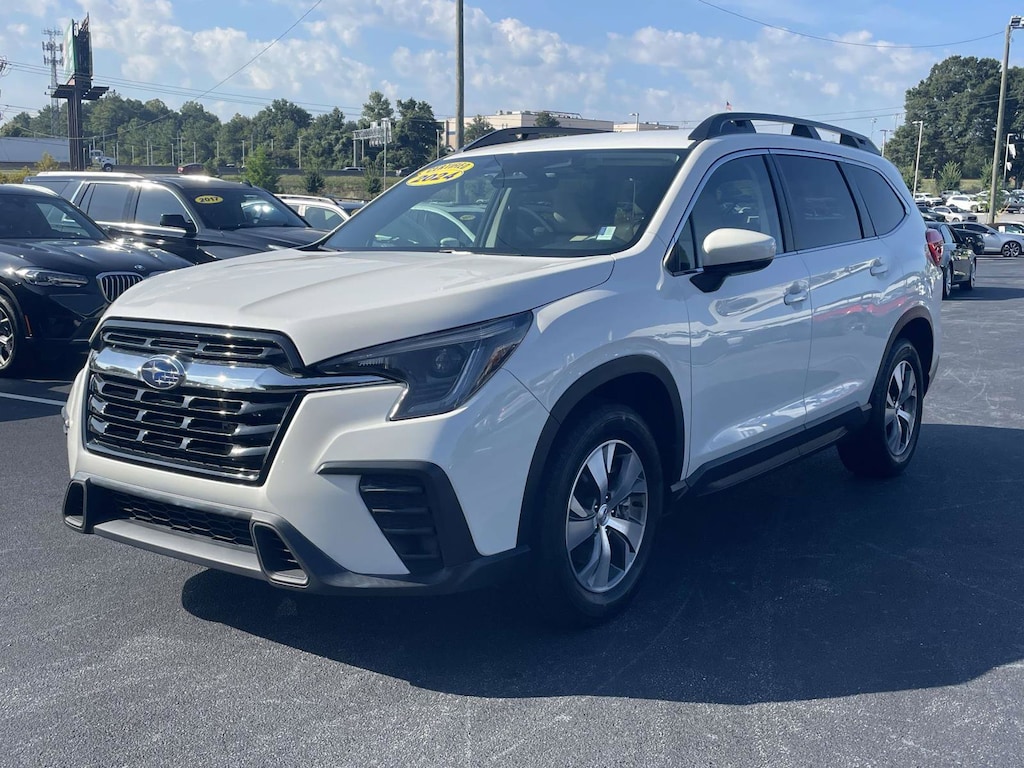 Used 2024 Subaru Ascent Premium 8-Passenger SUV