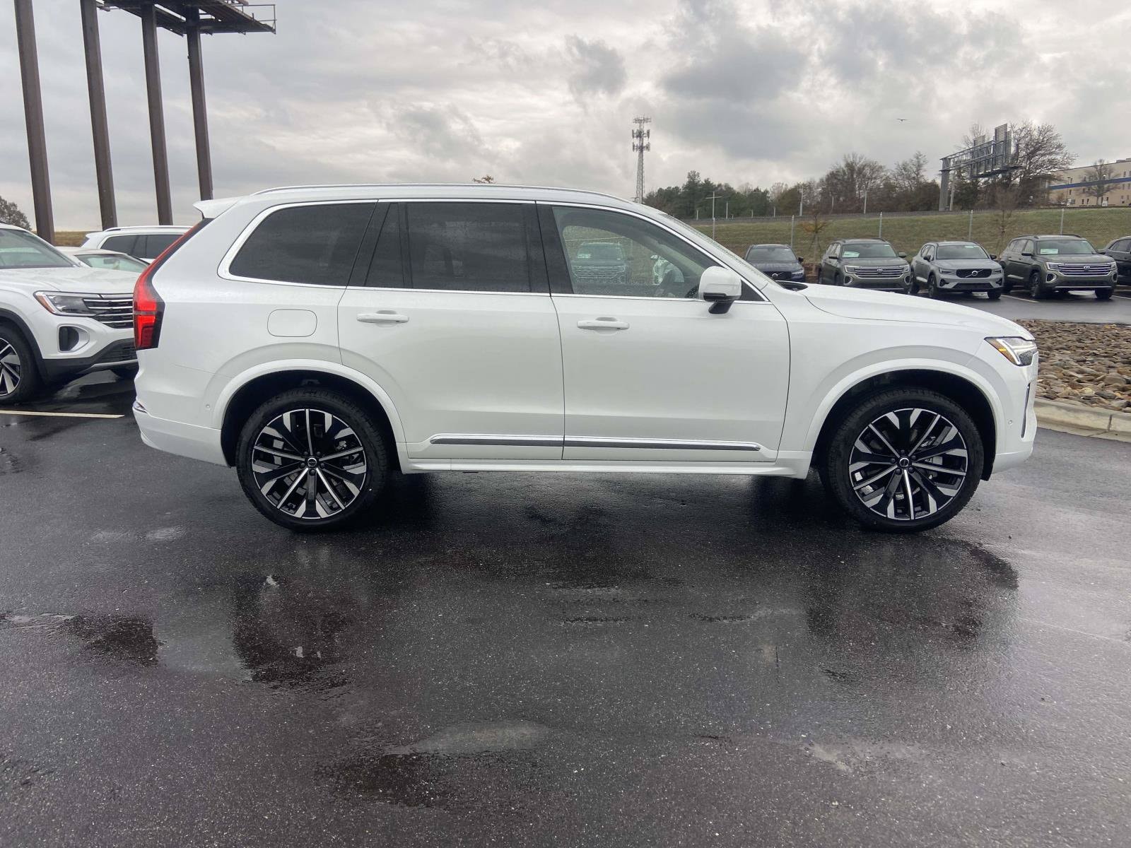 2026 Volvo XC90 Ultra - Photo 10
