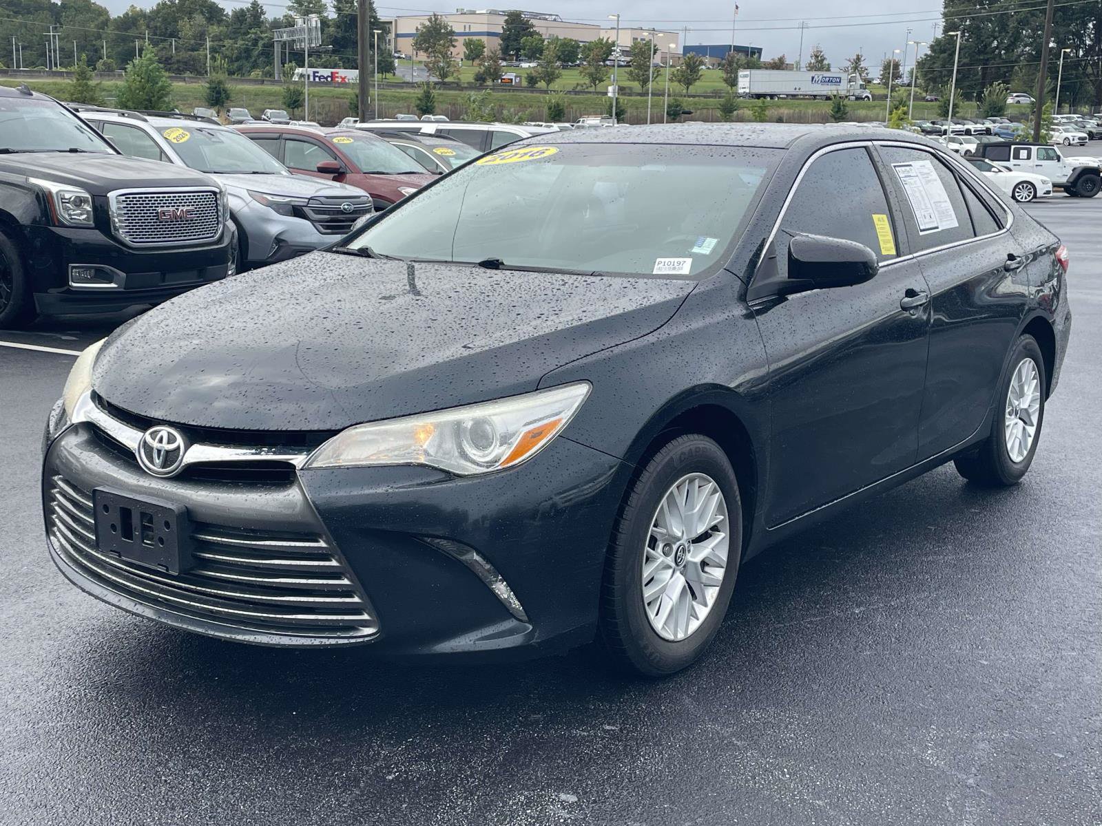 Used 2016 Toyota Camry XLE Sedan