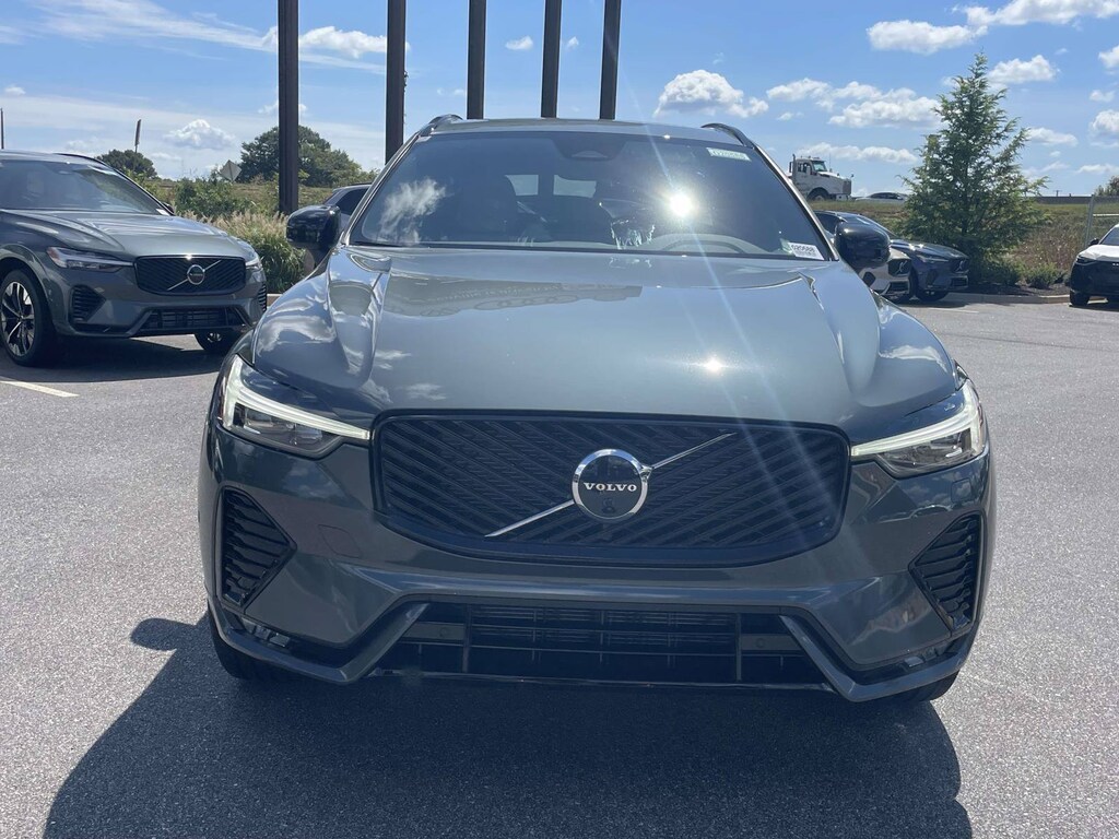 New 2027 Volvo XC60 Plus SUV