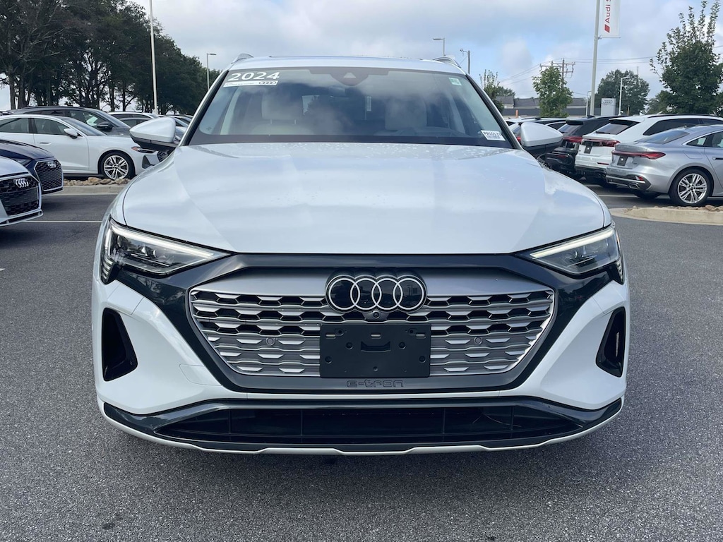 Used 2024 Audi Q8 e-tron Premium SUV