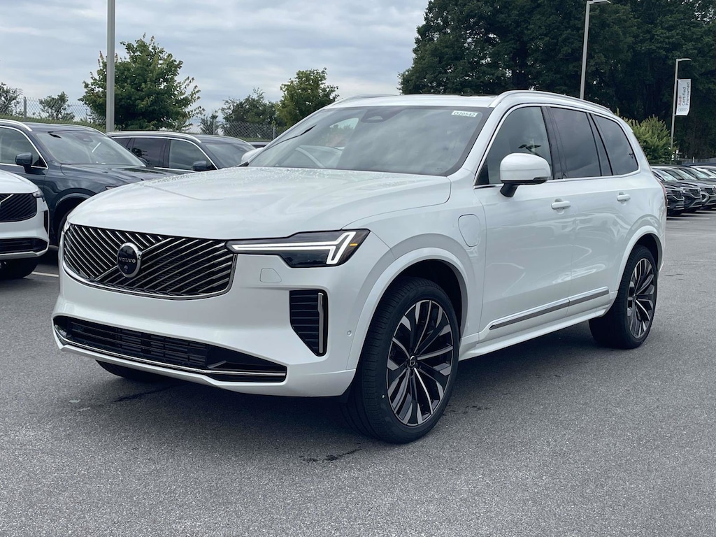 New 2026 Volvo XC90 plug-in hybrid T8 Plus 7-Seater SUV