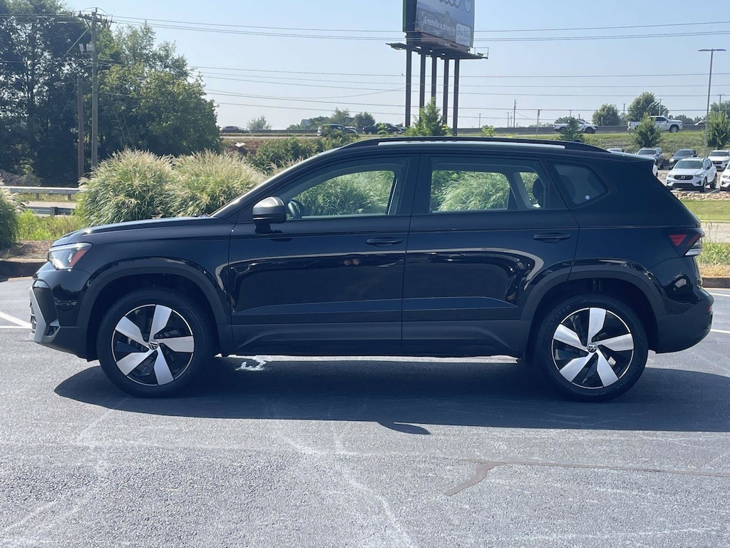 Used 2025 Volkswagen Taos 1.5T S SUV