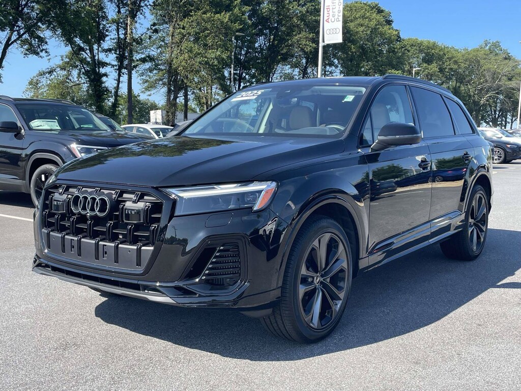 Used 2025 Audi Q7 55 Premium SUV