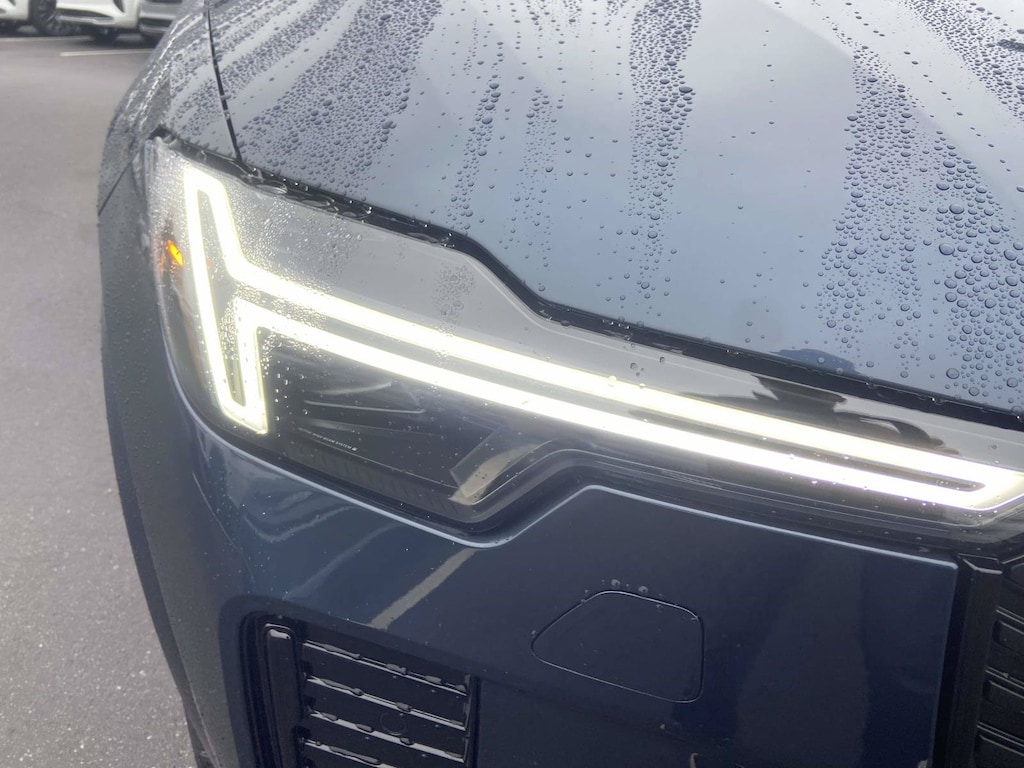 New 2026 Volvo XC90 B6 Ultra Dark Theme 7-Seater SUV