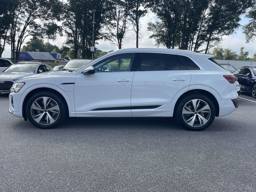 Used 2024 Audi Q8 e-tron Premium SUV