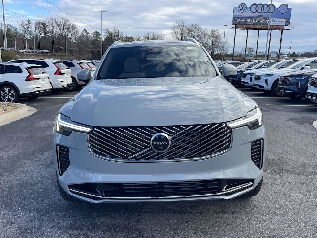New 2026 Volvo XC90 plug-in hybrid T8 Plus 7-Seater SUV