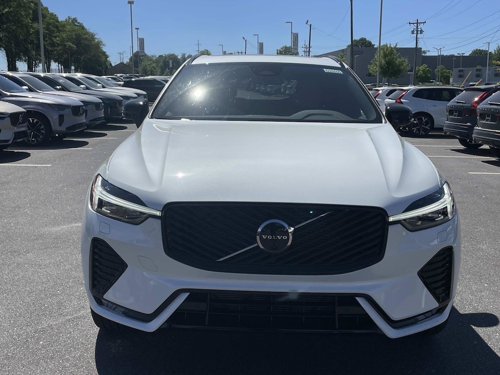 New 2026 Volvo XC60 B5 Plus SUV