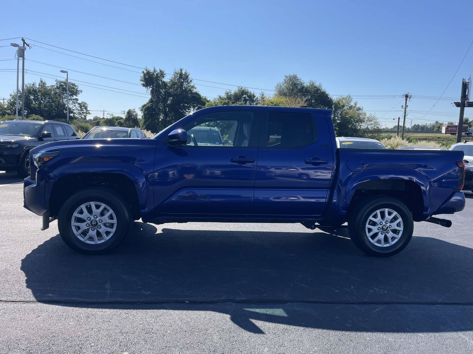 Used 2024 Toyota Tacoma 4WD SR5 SR5 Double Cab 5 Bed AT