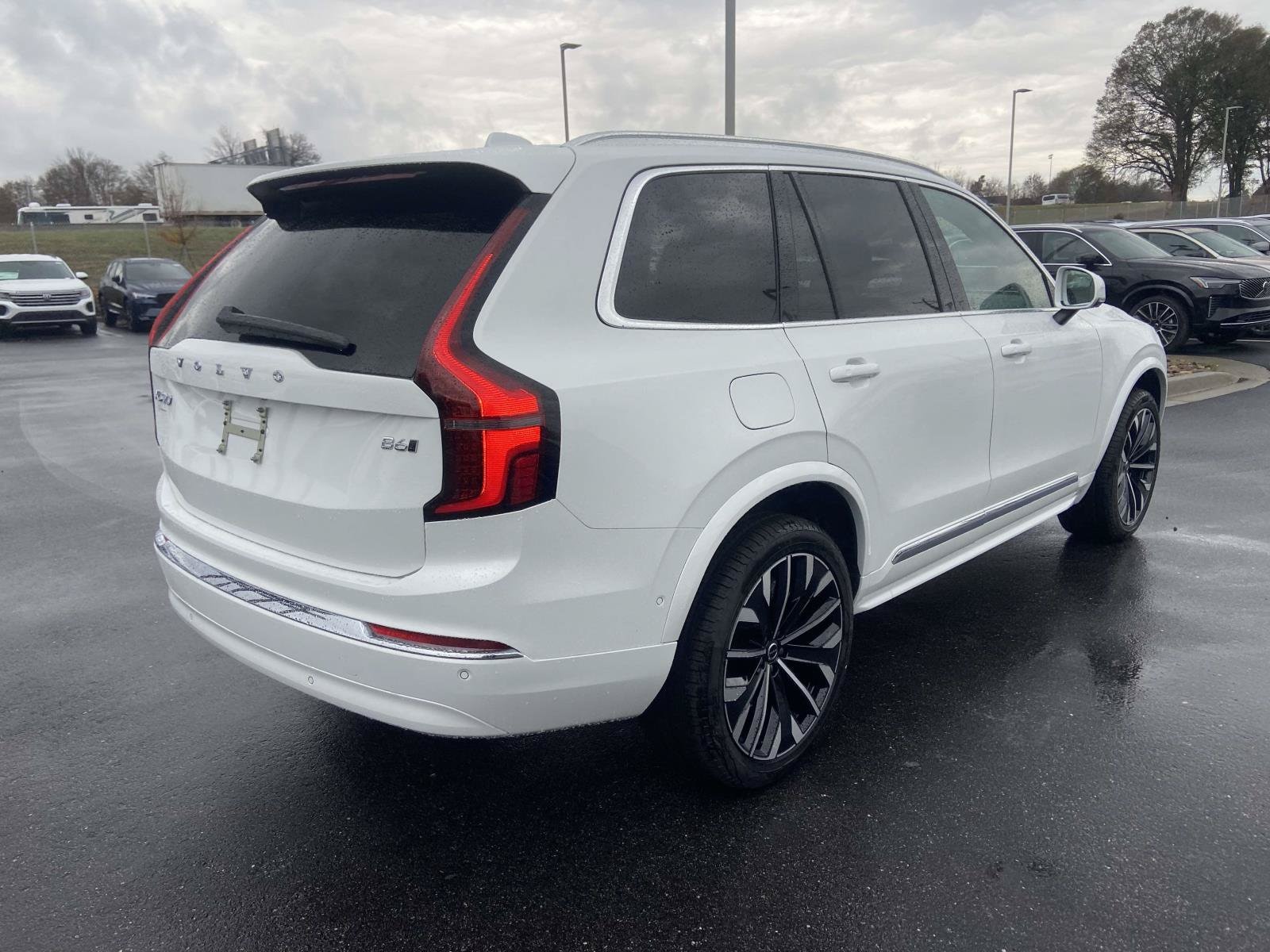 2026 Volvo XC90 Ultra - Photo 9