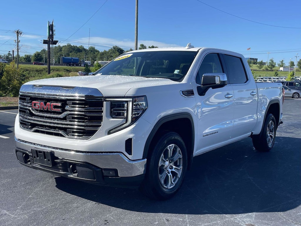 Used 2025 GMC Sierra 1500 SLT Truck Crew Cab
