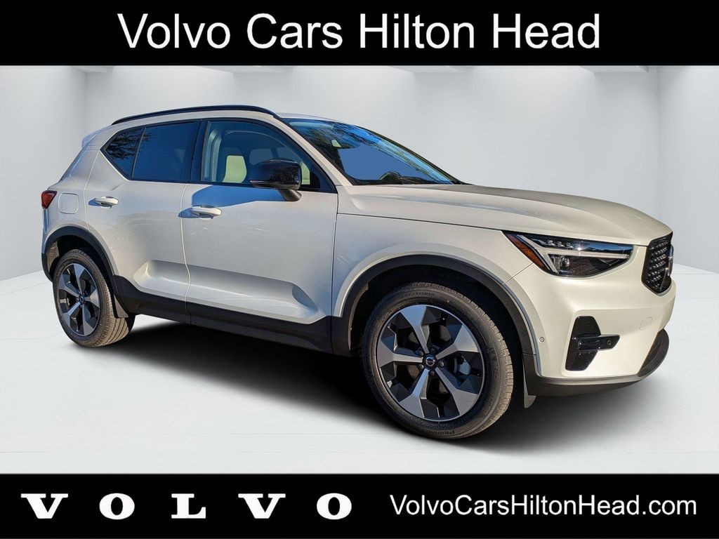New 2026 Volvo XC40 B5 Plus SUV