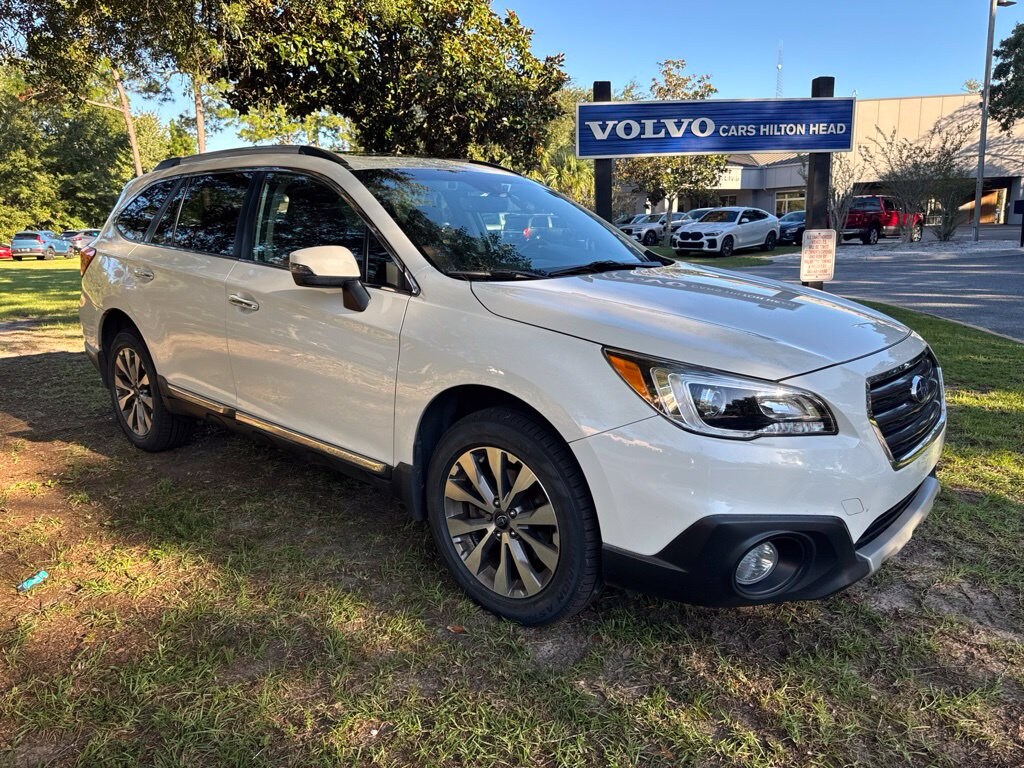 Used 2017 Subaru Outback 2.5i SUV