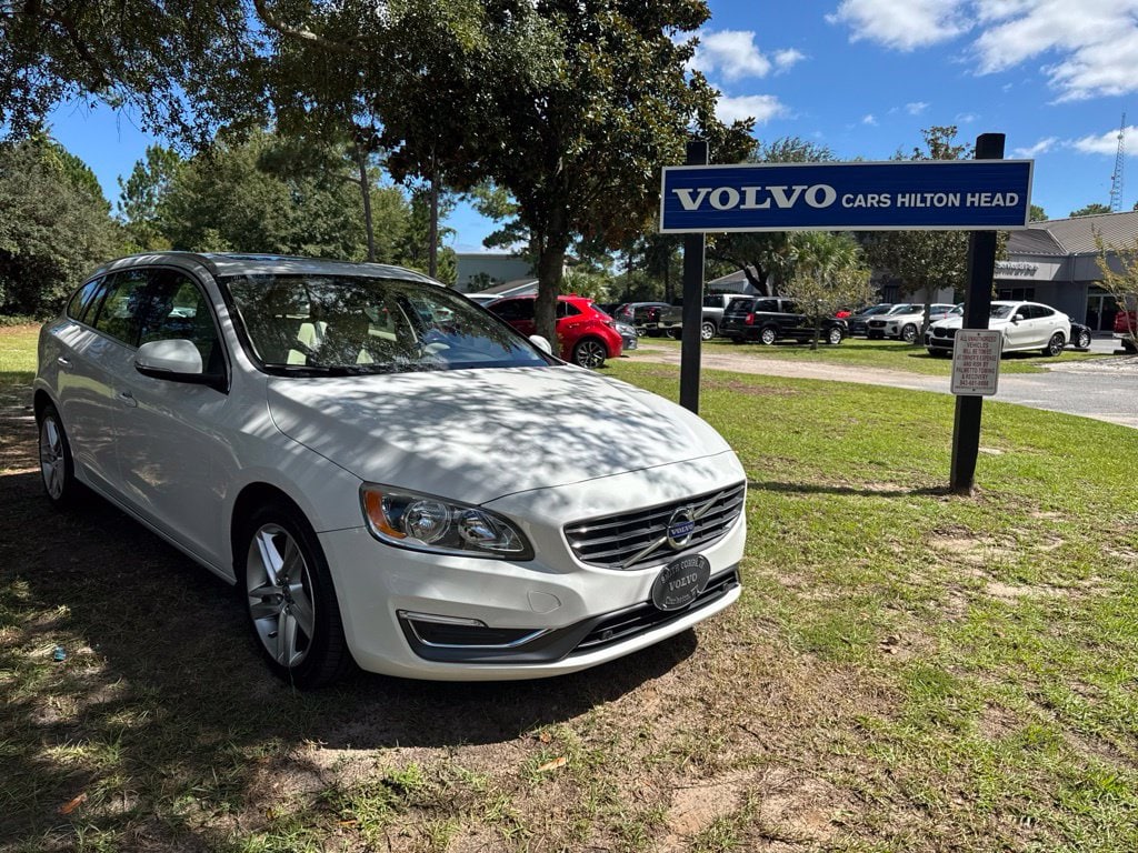 Used 2015 Volvo V60 Premier with VIN YV1612SK9F1256233 for sale in Bluffton, SC