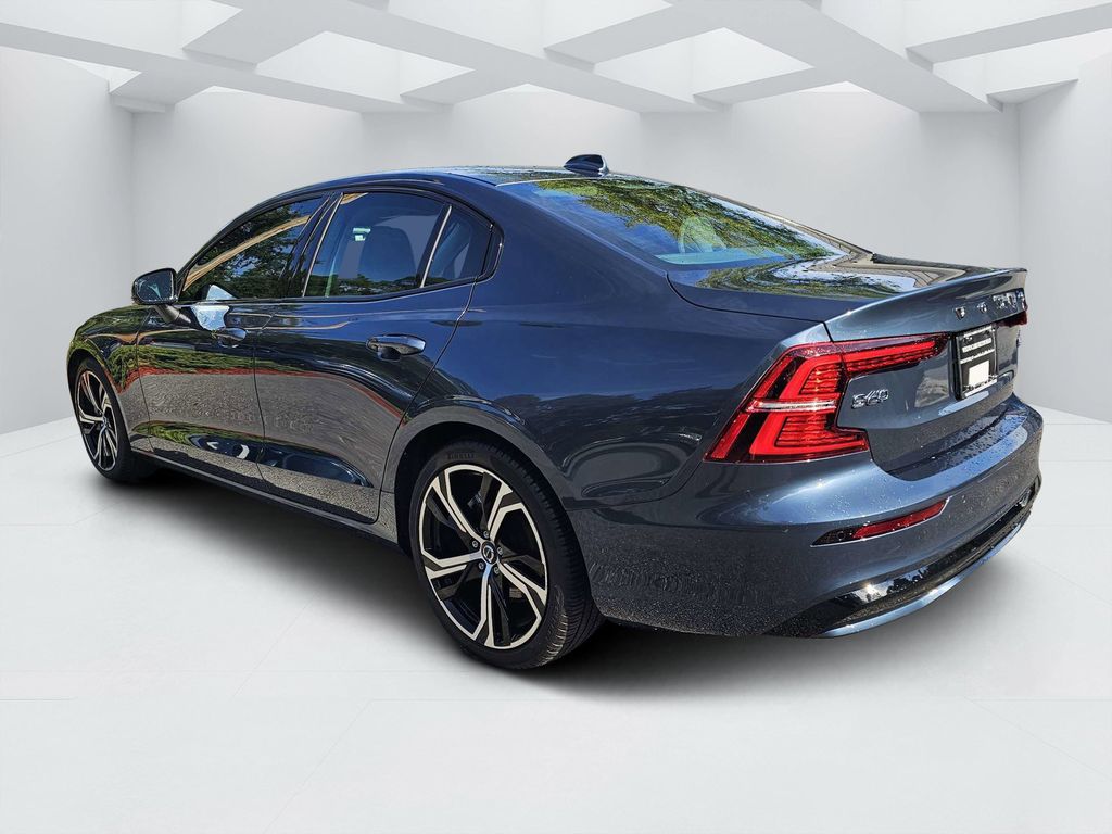 Certified 2024 Volvo S60 B5 Core Dark Theme Sedan