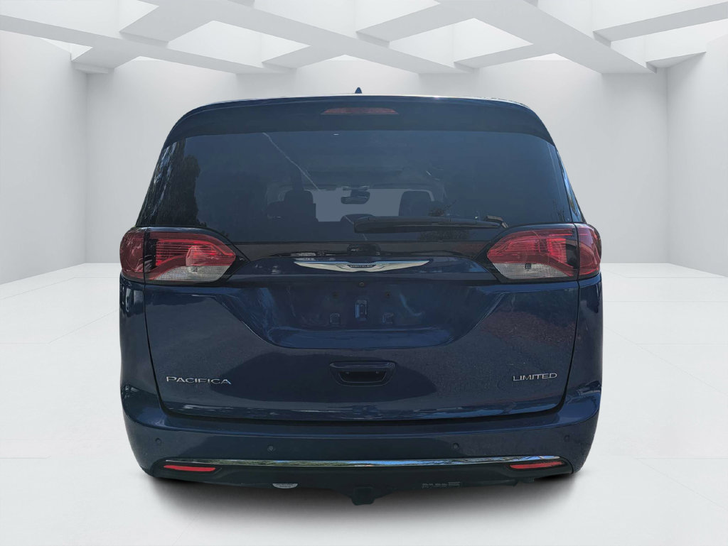 Used 2020 Chrysler Pacifica Limited Minivan/Van