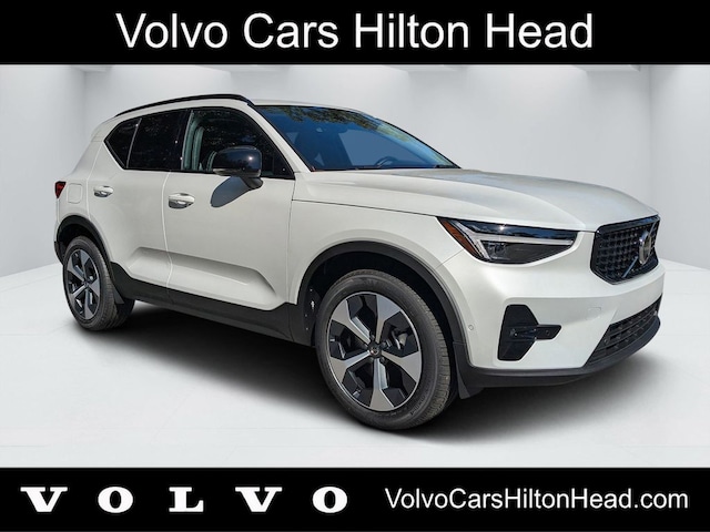 2026 Volvo XC40 B5 Plus AWD SUV