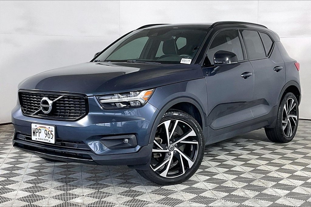 Used 2022 Volvo XC40 R-Design SUV