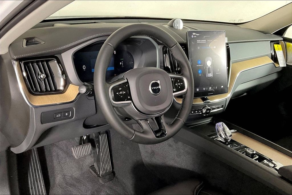 Used 2026 Volvo XC60 plug-in hybrid T8 Ultra SUV