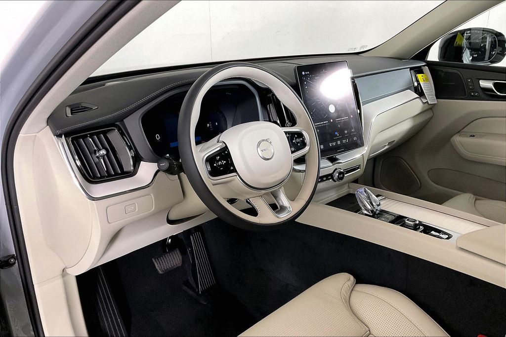 2026 Volvo XC60 Ultra - Photo 4